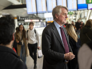Podcast De Dag: Dick Benschop en de Schiphol-crisis