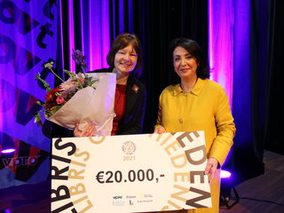 Sandra Langereis wint de Libris Geschiedenis Prijs 2021