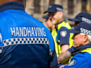 Utrechtse boa’s mogen keppel en hoofddoek dragen