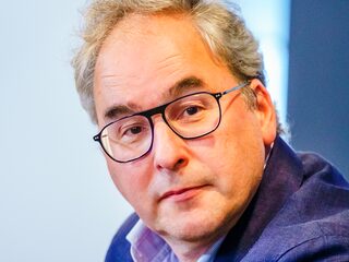 OMT-lid Bonten: alleen met vaccinatiedrang of plicht komen we uit de crisis