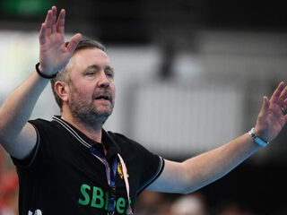 Johansson nieuwe coach handbalvrouwen: 'Deze groep heeft toch wel sturing nodig'