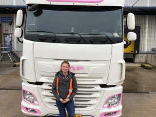 De Nederlandse vrachtwagenchauffeur sterft uit: 'Zonder transport is er niks'