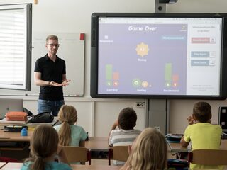 'De scheidingslijn tussen opvoeden en onderwijs lijkt steeds dunner te worden'