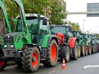 Twee boeren over de eerste gesprekken tussen kabinet en boeren