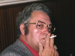 Een eerbetoon en eerherstel voor Johnny Jordaan: 'Hij was authentiek en had soul'