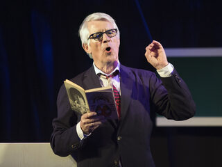 De wraak van Kees van Kooten op de machthebbers in Den Haag