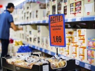 Stand.nl: 'Supermarkten moeten stoppen met het promoten van ongezond eten'