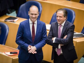 Oud-D66 partijleider Pechtold waarschuwt Segers voor zwart gat na vertrek uit politiek