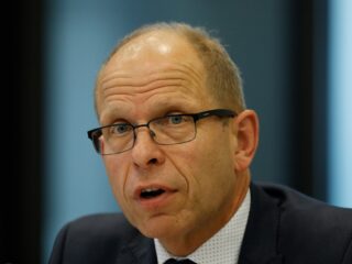 OM-topman Van der Burg: 'Onrust kan uitbreken als gesprek tussen kabinet en LTO niets oplevert'