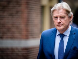 Voorman woningcorporaties Van Rijn: 'Laten we afspreken de proceduretijd te halveren'