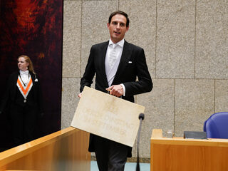 De Verlenging: de chaos van deze week en de Prinsjesdag achter de ceremonie