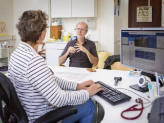 Kabinet wil 'onzin' zorg uit basispakket schrappen