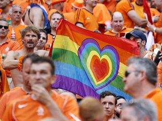 Podcast De Dag: waarom je sport en politiek juist niet moet scheiden