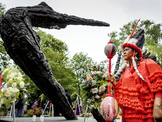 Luister 1 juli naar NOS Herdenking Slavernijverleden