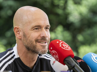Ajax-trainer Ten Hag juicht mogelijke aanstelling Van Gaal als bondscoach toe