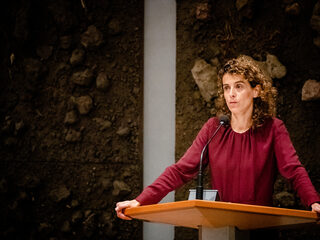 Politieke (na)beschouwing: gebrek aan humor in Den Haag