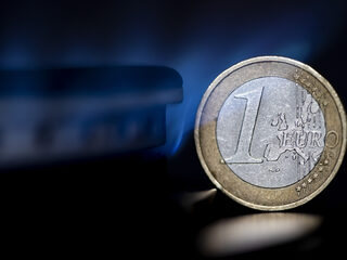 FNV verwacht hogere thuiswerkvergoeding door stijgende gasprijs