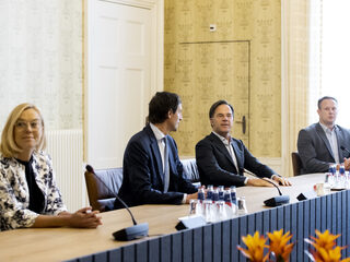 De Verlenging: een doorbraak in de formatie