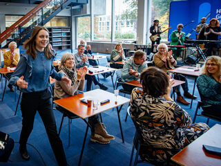 Suzanne Voets (20) wint het Groot Dictee met slechts drie fouten