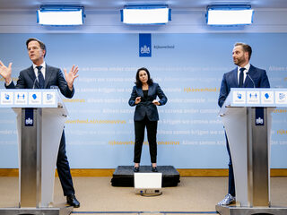 Volg de persconferentie van zaterdag 18 december live op NPO Radio 1