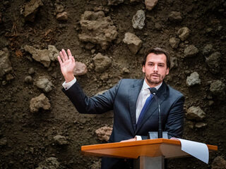 Minister laat Baudet niets weten over aankoop Rembrandt: 5 vragen over het informeren van fractievoorzitters