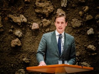Dassen (Volt): 'Lobby is niet erg, maar moet wel transparant zijn'