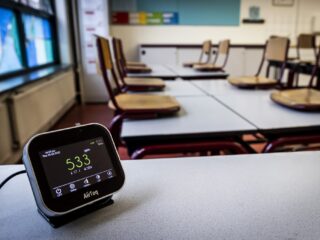 CO2-meter wordt verplicht in klaslokalen