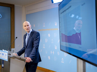 Zijn we nu echt bijna van corona af?