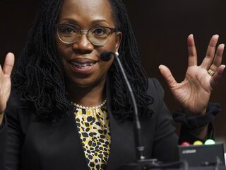Wordt Ketanji Brown Jackson de eerste zwarte vrouw in het Amerikaanse Hooggerechtshof?