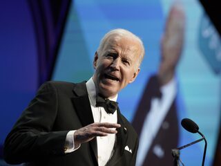 Biden: Poetin is een oorlogsmisdadiger