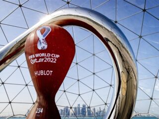 Stand.nl: 'Het kabinet heeft goede redenen om naar Qatar te gaan'