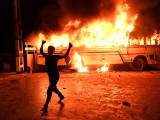 Diepe economische crisis verenigt Sri Lanka in protest: ‘Aan bijna alles is tekort, dit raakt echt iedereen’