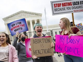 De abortusdiscussie waait van Amerika over naar Nederland