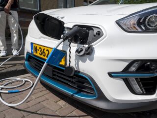 Vanaf 2035 alleen nog verkoop van emissievrije auto's