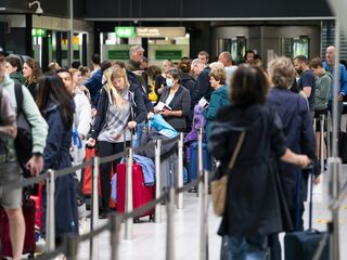 Schiphol komt met plan om zomerdrukte te verminderen: Wat staat er in?