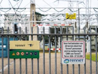 Stand.nl: 'We moeten minder met z'n allen tegelijk op het stroomnet'