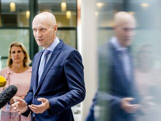 Hoogleraar virologie over nieuwe coronabeleid