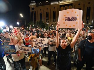 Georgië geen kandidaat-lid van de EU: ‘Mensen zijn boos op de overheid en heel erg verdrietig’