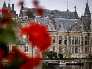 Vertrouwen in  Nederlandse politiek nooit zo laag geweest