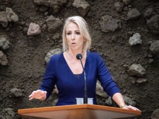 SP: Ook geen steun voor bezoek Hoekstra aan Qatar