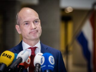 Segers zou met de kennis van nu aarzelen om politiek in te gaan