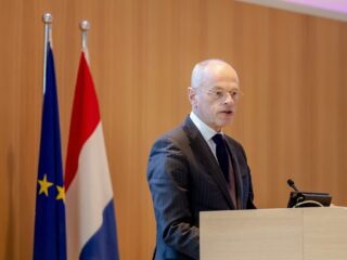 Eerste Kamervoorzitter Jan Anthonie Bruijn: 'Iets te zeggen voor rechtstreeks kiezen Eerste Kamer'