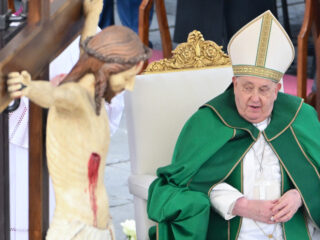 Stand.nl: 'Wat heeft paus Franciscus voor jou betekend?'