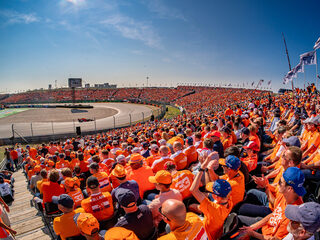 Sportforum: Maakt Verstappen meer los dan Cruijff?