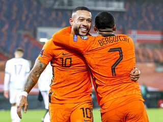 Nederland plaatst zich voor WK 2022 na 2-0 zege op Noorwegen