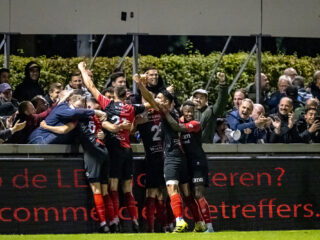 Amateurclub De Treffers zorgt voor bekerstunt door RKC uit te schakelen: 'Iedereen strontlazarus!'