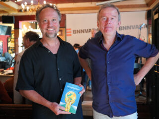 Voetbalfilosofen willen nieuwe gespreksstof voor de derde helft