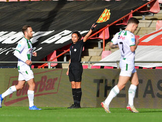 Franca Overtoom schrijft geschiedenis in eredivisie