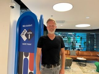 Waarom een tuinfeest de hel op aarde is voor dichter Erik Jan Harmens