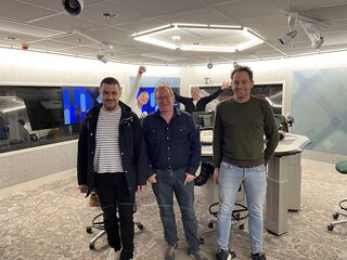 'Aanstelling Overmars is belachelijk en dikke middelvinger naar slachtoffers'